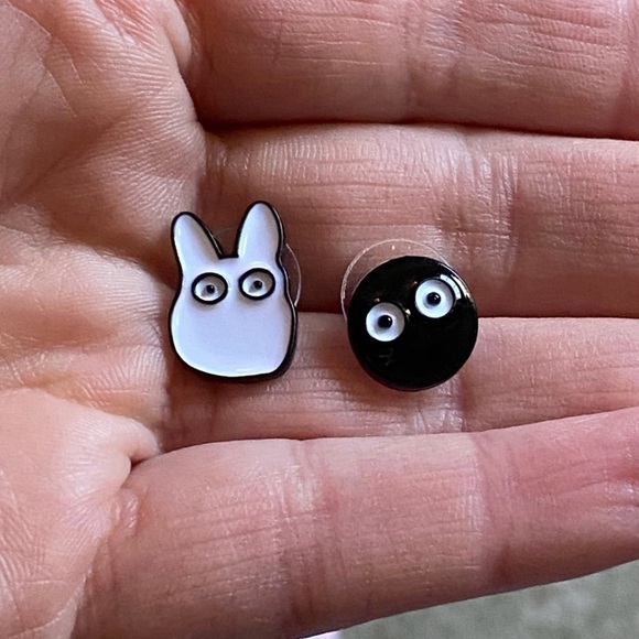 Studio Ghibli My Neighbor Totoro Soot Sprite Forest Spirit Post Earrings Set - Picture 2 of 7